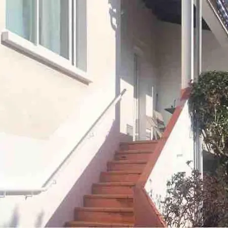 Feriehus Maison Classee Meuble 3 Etoiles, Proche Mer. Sainte-Maxime